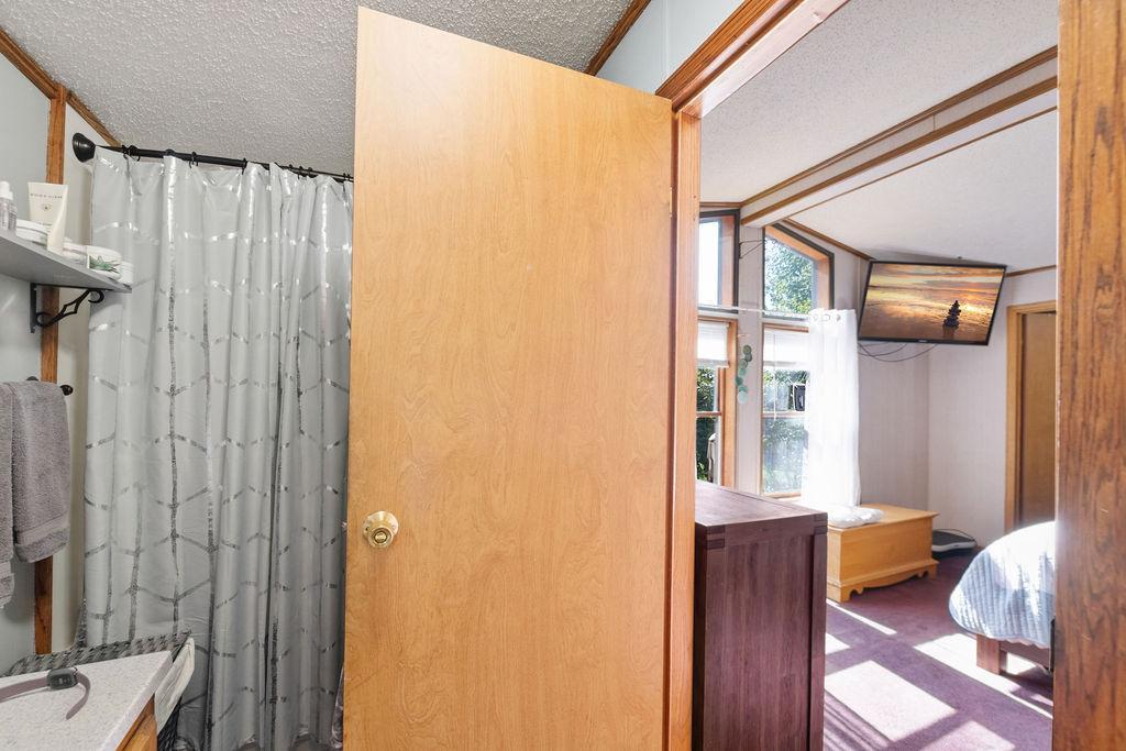 175 W Stark Road Property Photo 13
