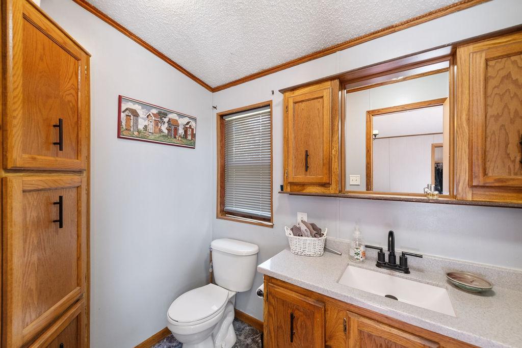 175 W Stark Road Property Photo 14