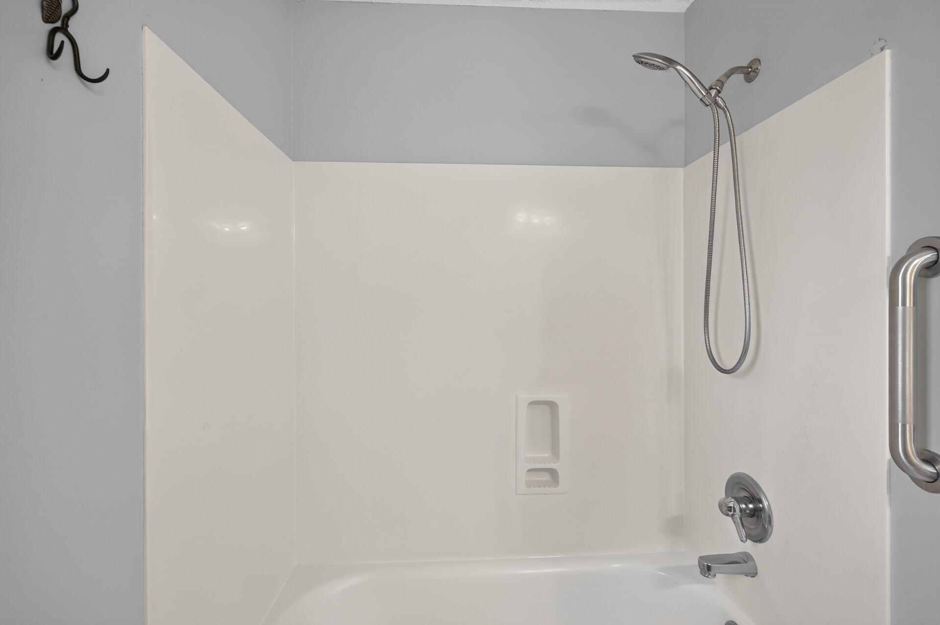 19851 Executive Path Property Photo 24