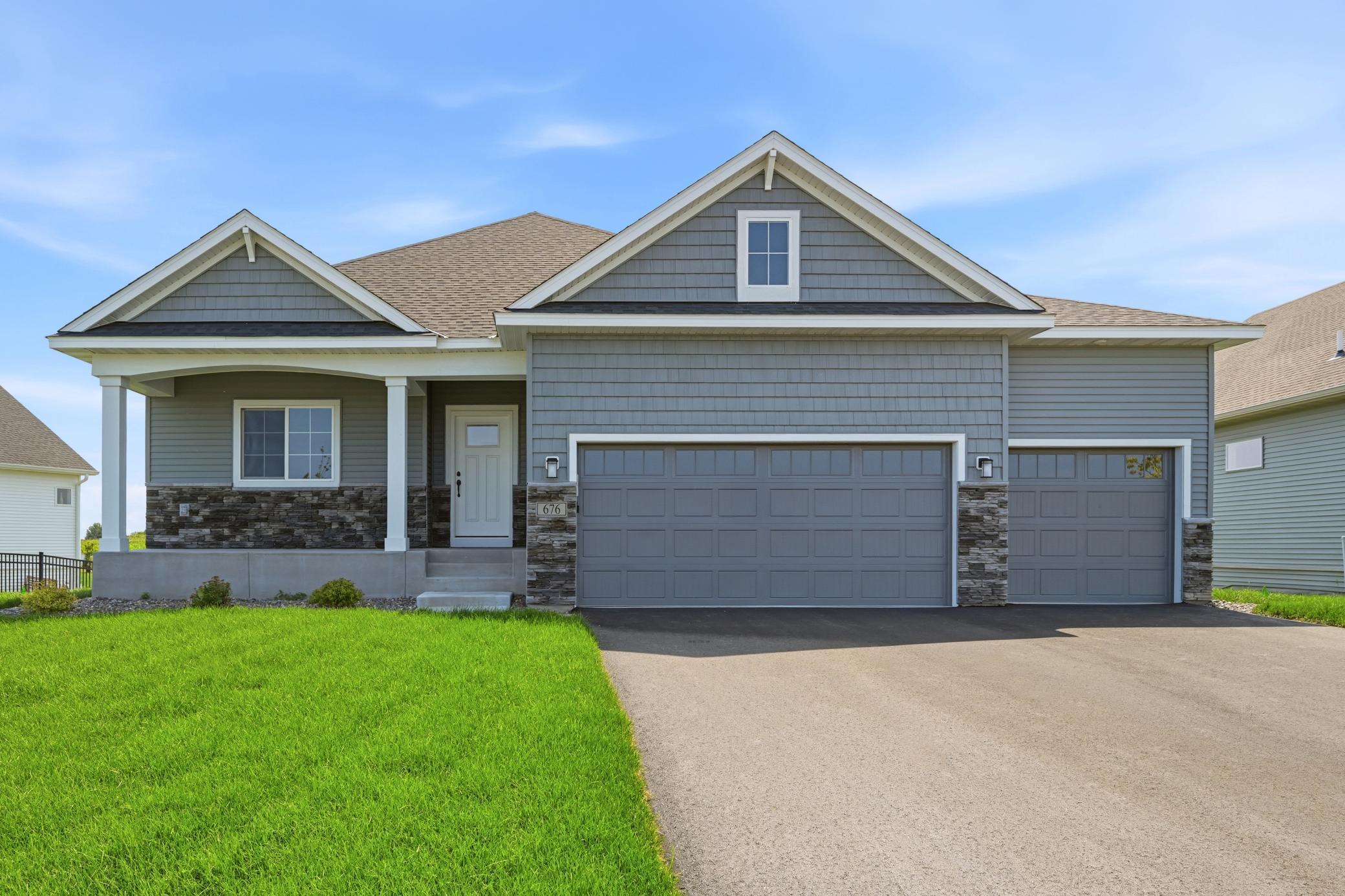 676 Goldenrod Court Property Photo 1