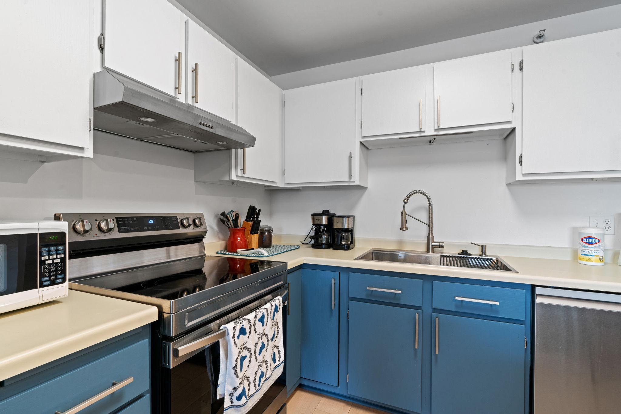 121 Washington Avenue S 1208 Property Photo 9