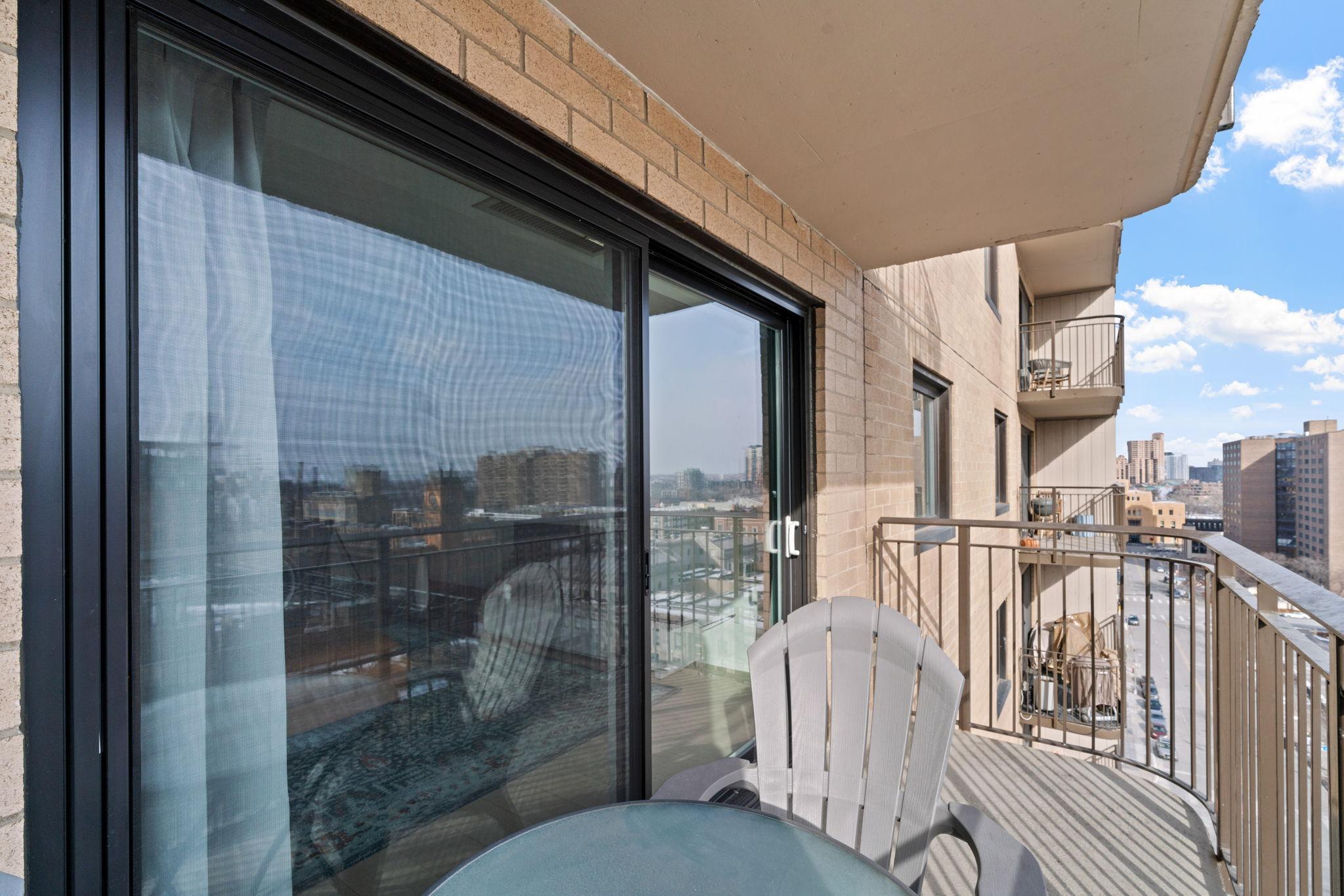 121 Washington Avenue S 1208 Property Photo 15