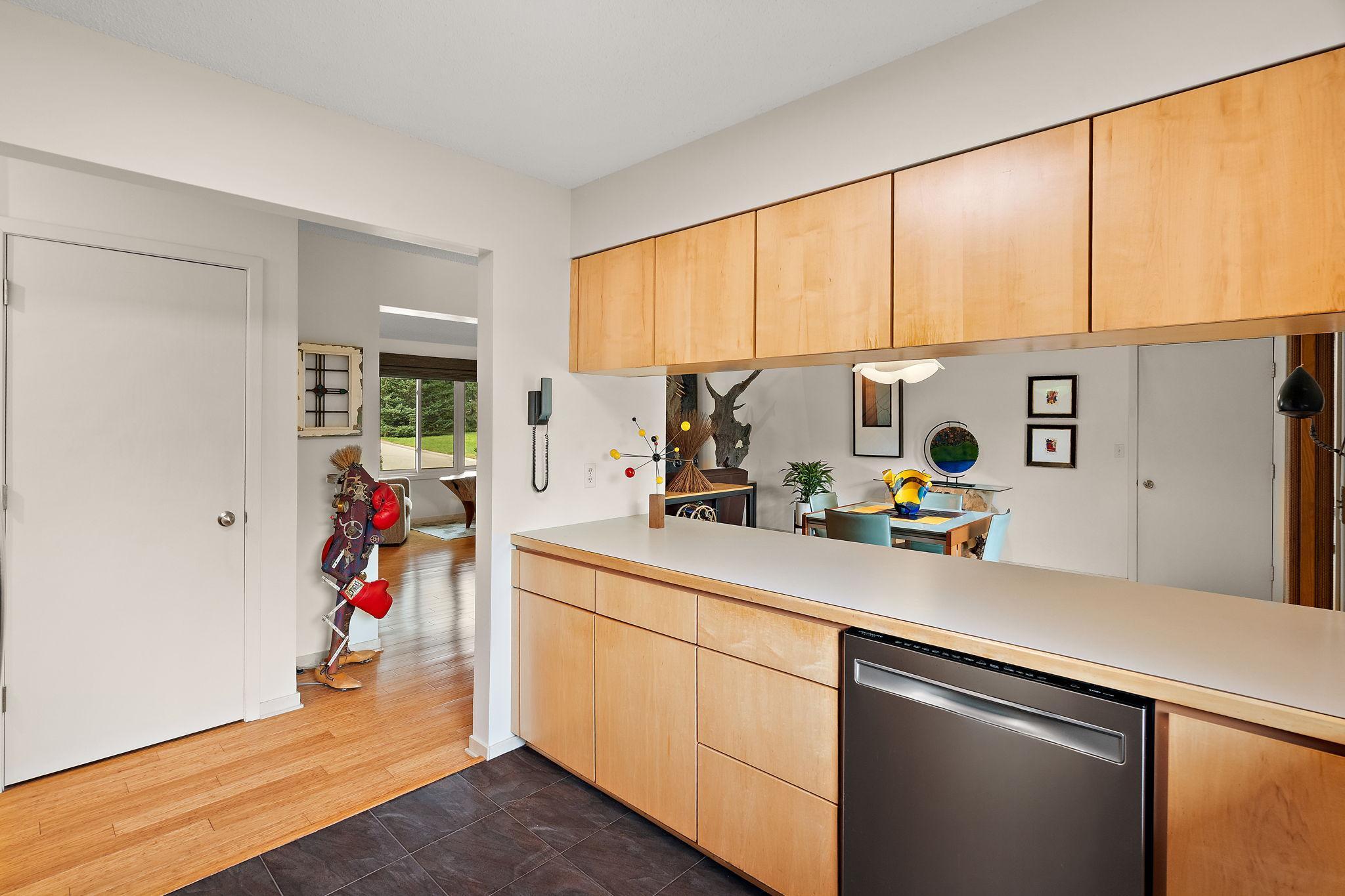7303 Green Ridge Drive Property Photo 15