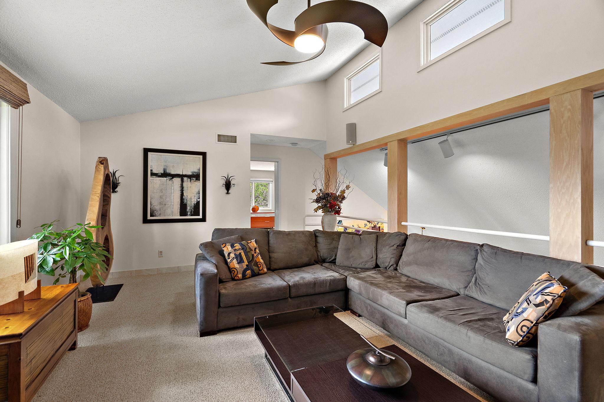 7303 Green Ridge Drive Property Photo 20