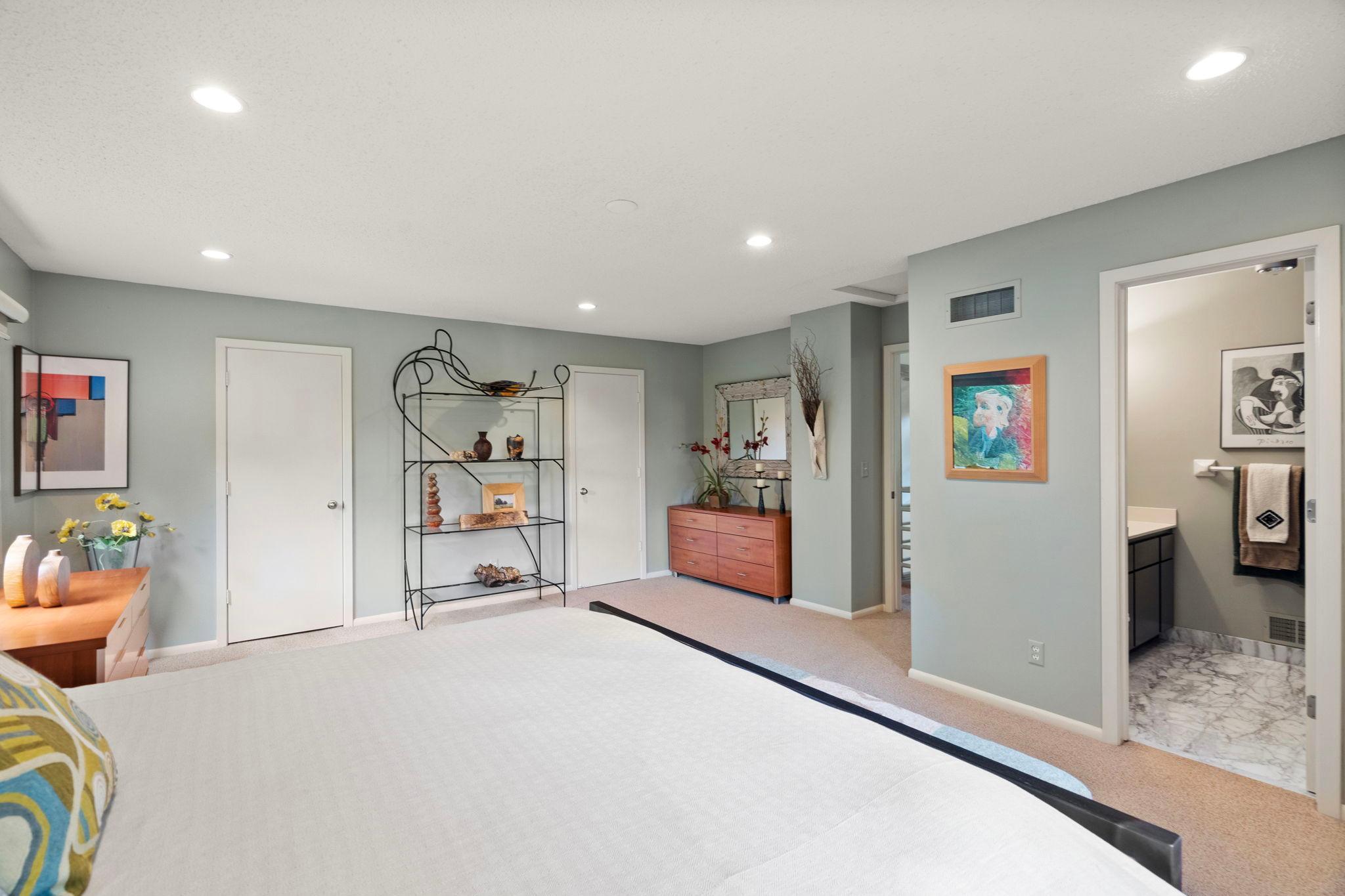 7303 Green Ridge Drive Property Photo 24