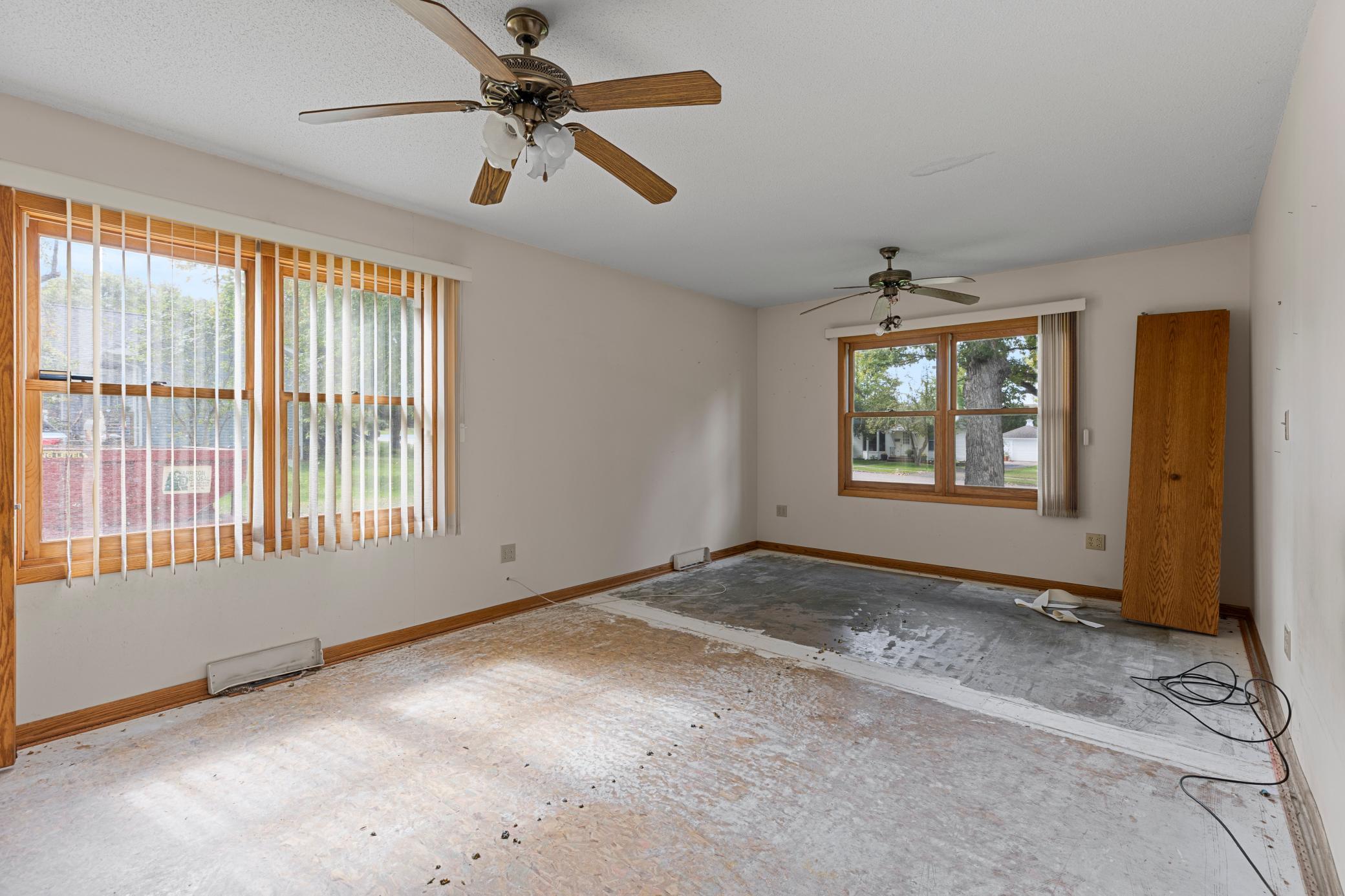 105 3rd Street Se Property Photo 17