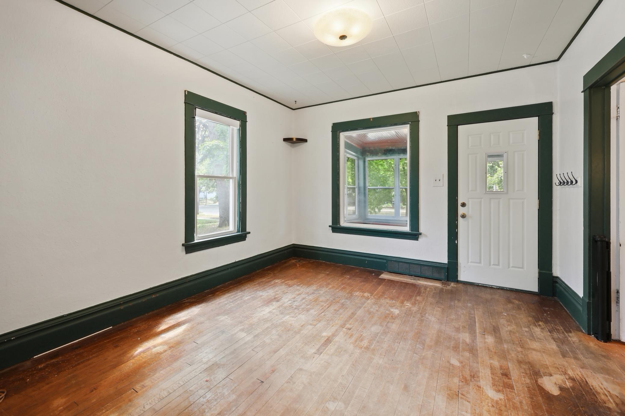 830 Mckinley Place S Property Photo 27