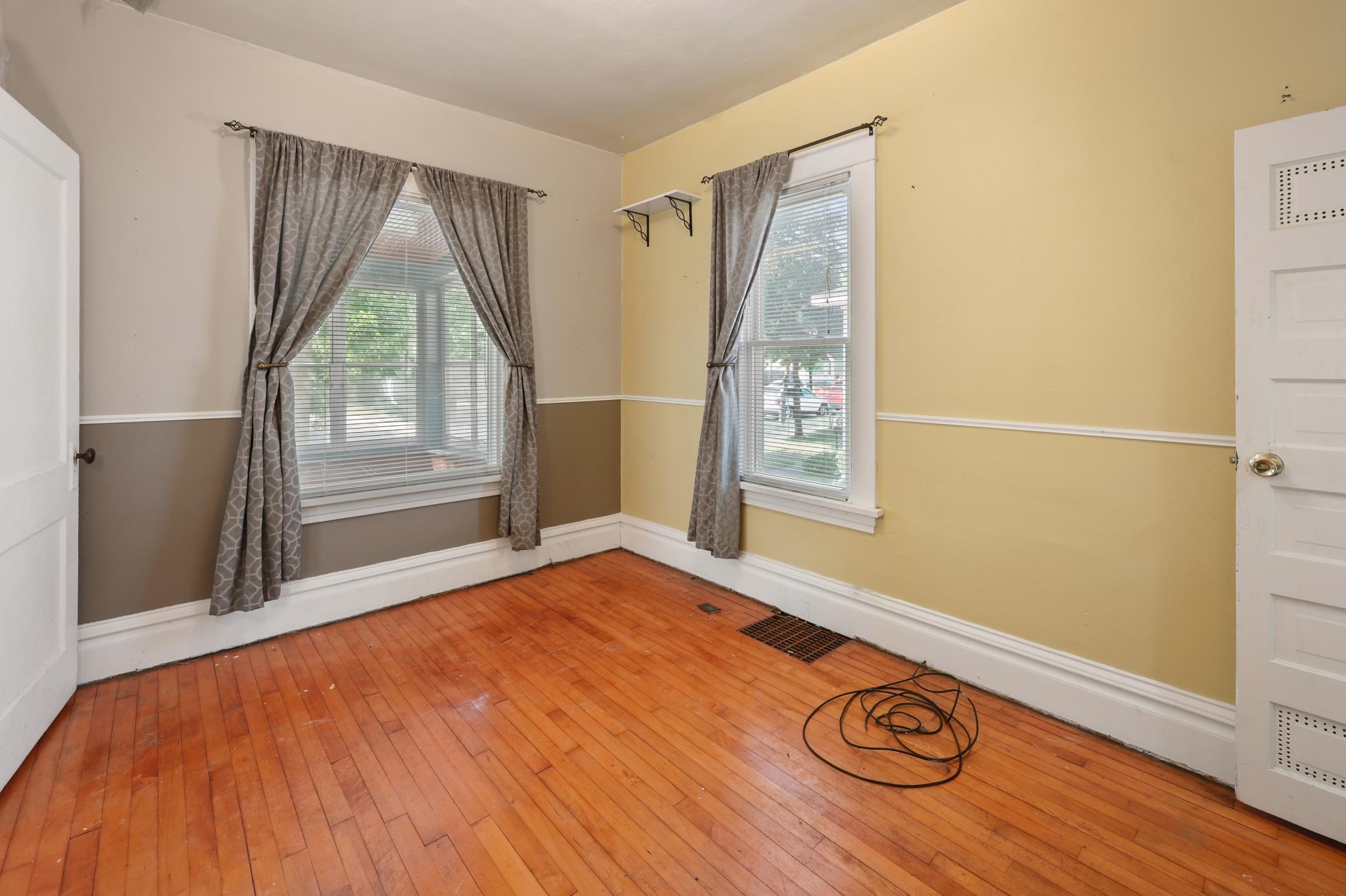 830 Mckinley Place S Property Photo 40