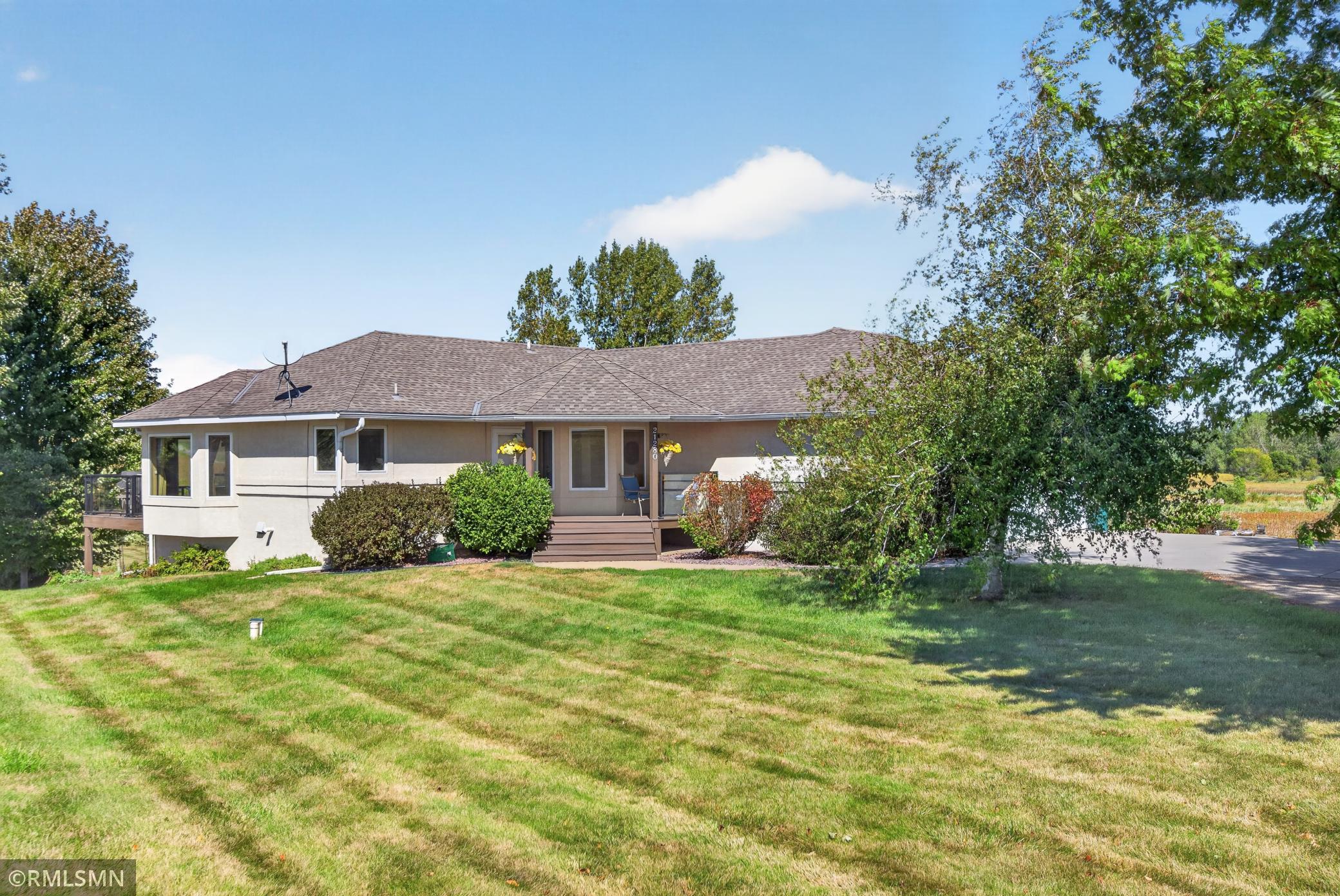 21280 93rd Avenue N Property Photo 1