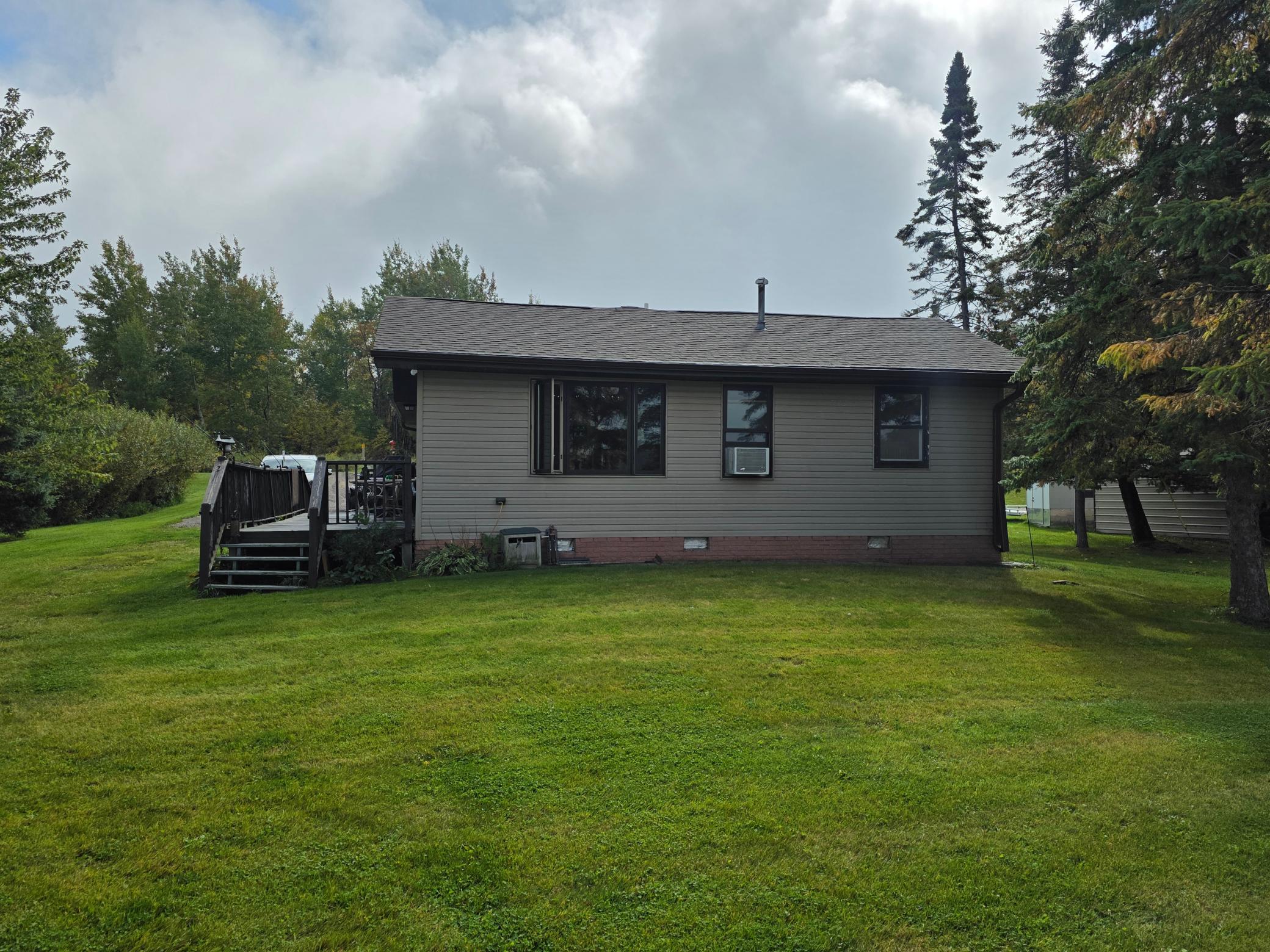49480 Center Point Road Property Photo 2