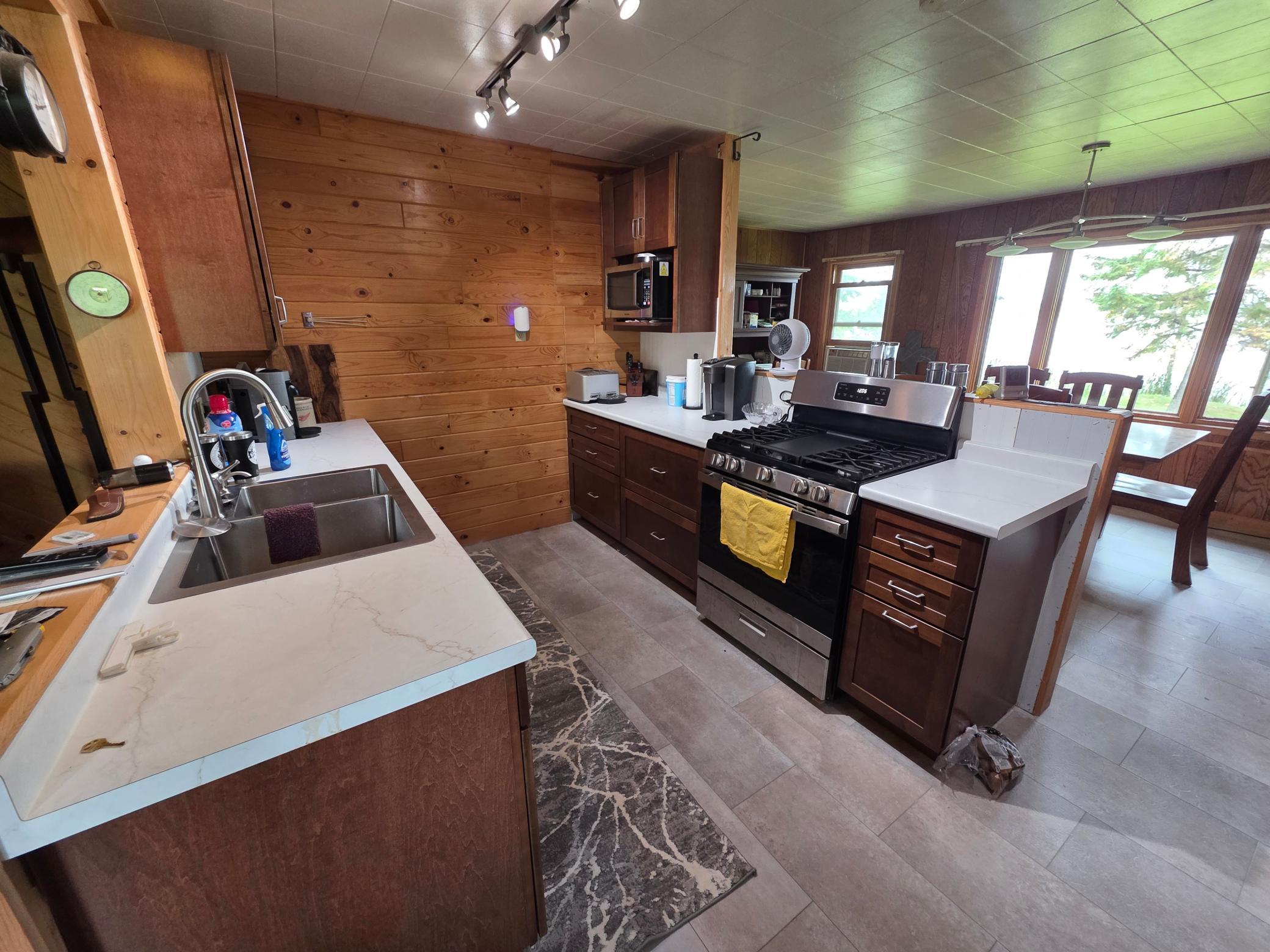 49480 Center Point Road Property Photo 14