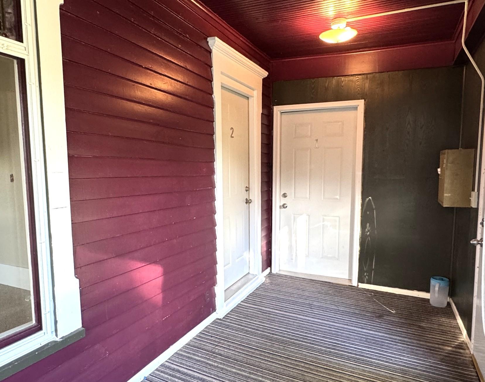 1021 4th Avenue S Property Photo 5