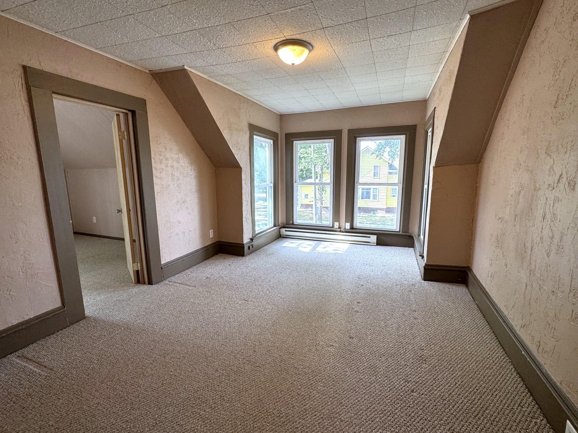 1021 4th Avenue S Property Photo 31