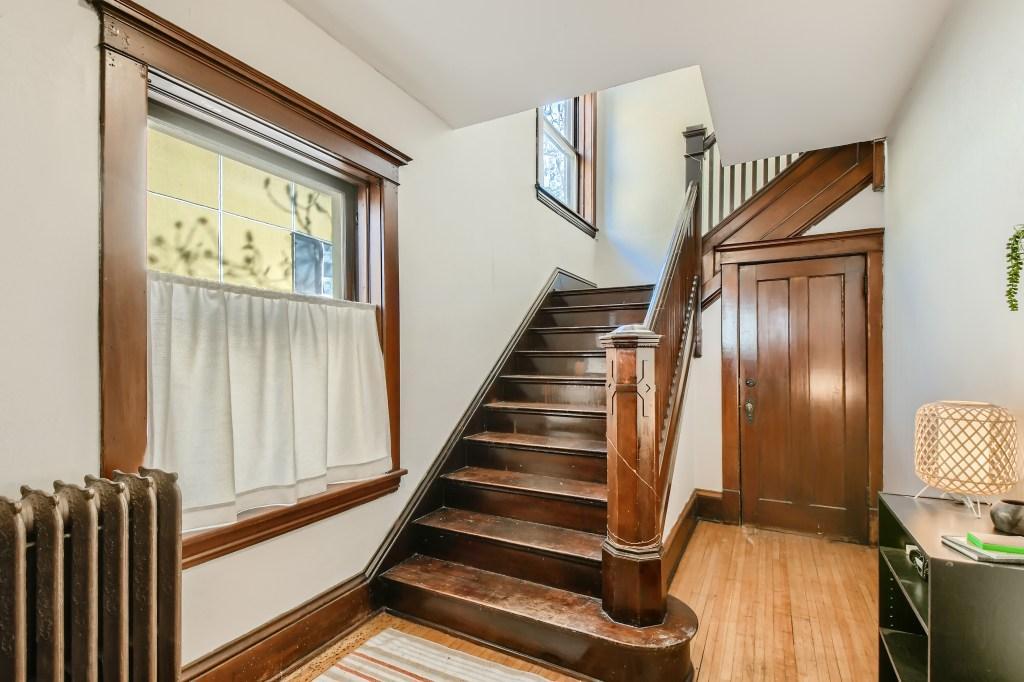 2541 3rd Avenue S Property Photo 15