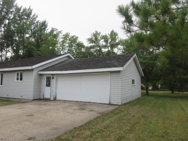 1029 Elm Avenue Property Photo 3