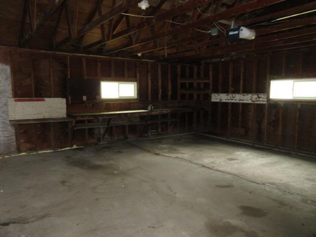 1029 Elm Avenue Property Photo 15