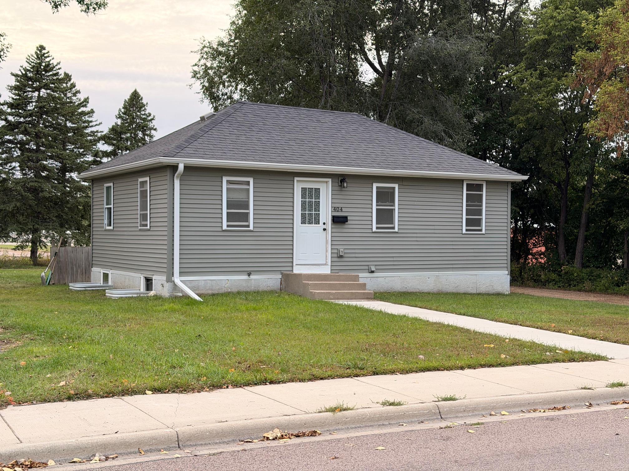 404 S 2nd Street Property Photo 1