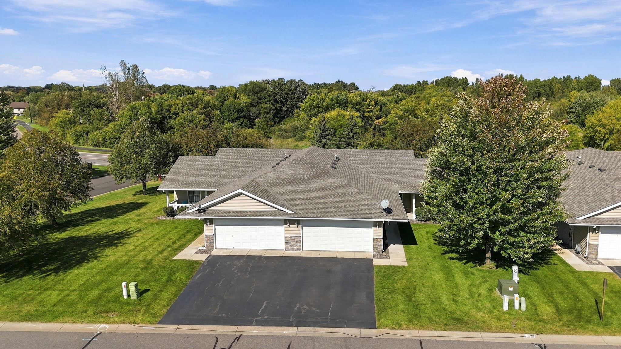 7794 Palisades Avenue Ne Property Photo 1