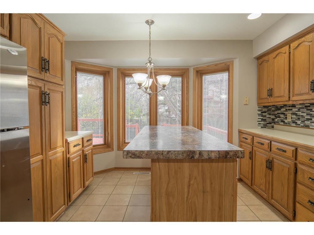 5245 Clayton Dr Property Photo 4