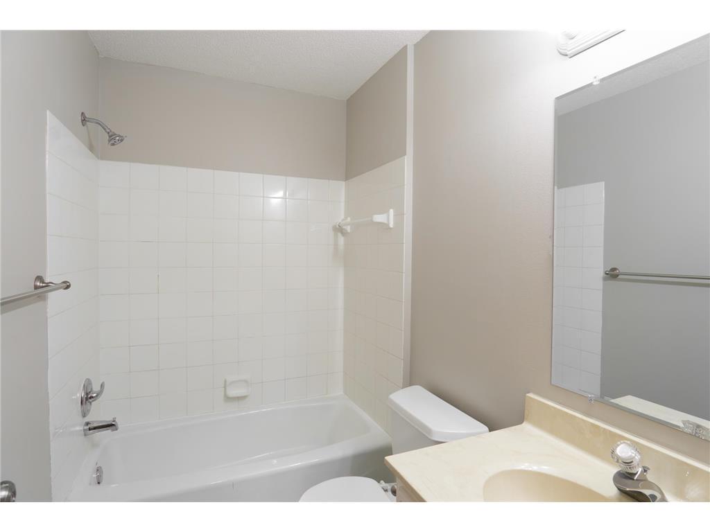 5245 Clayton Dr Property Photo 19