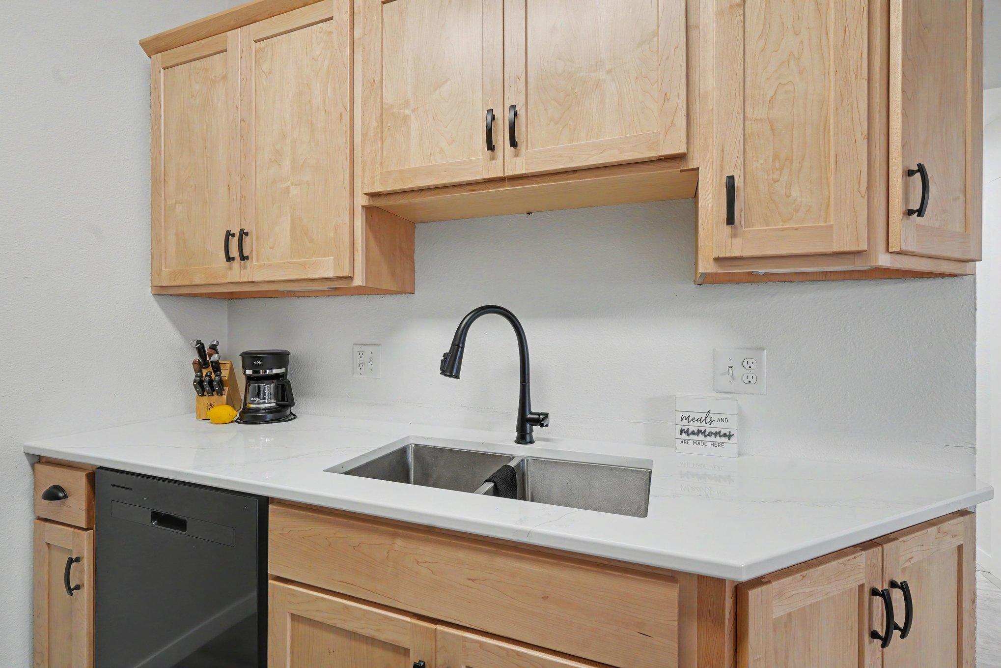 405 Main Street 204 Property Photo 13