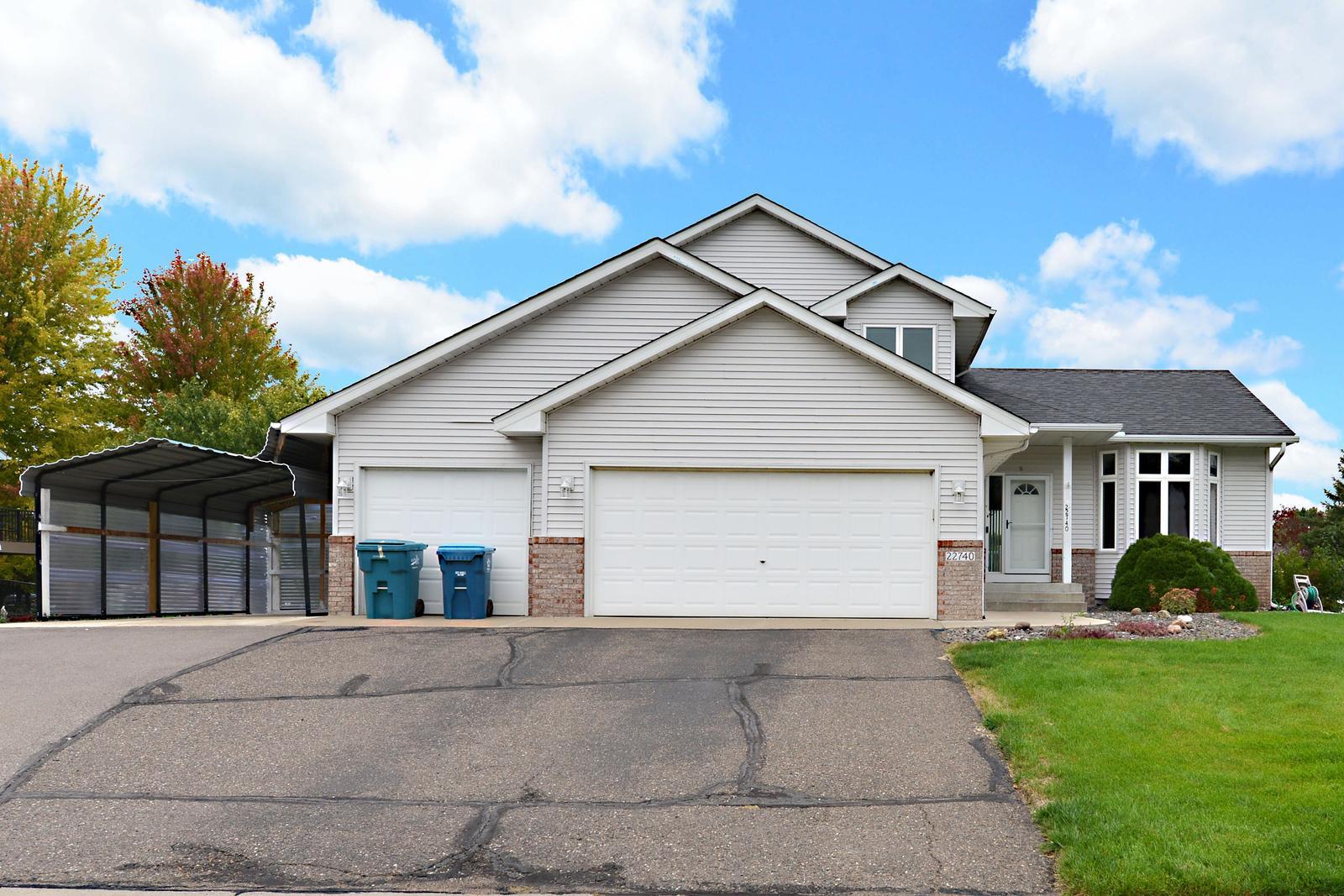 22740 Fawn Trail Property Photo 1