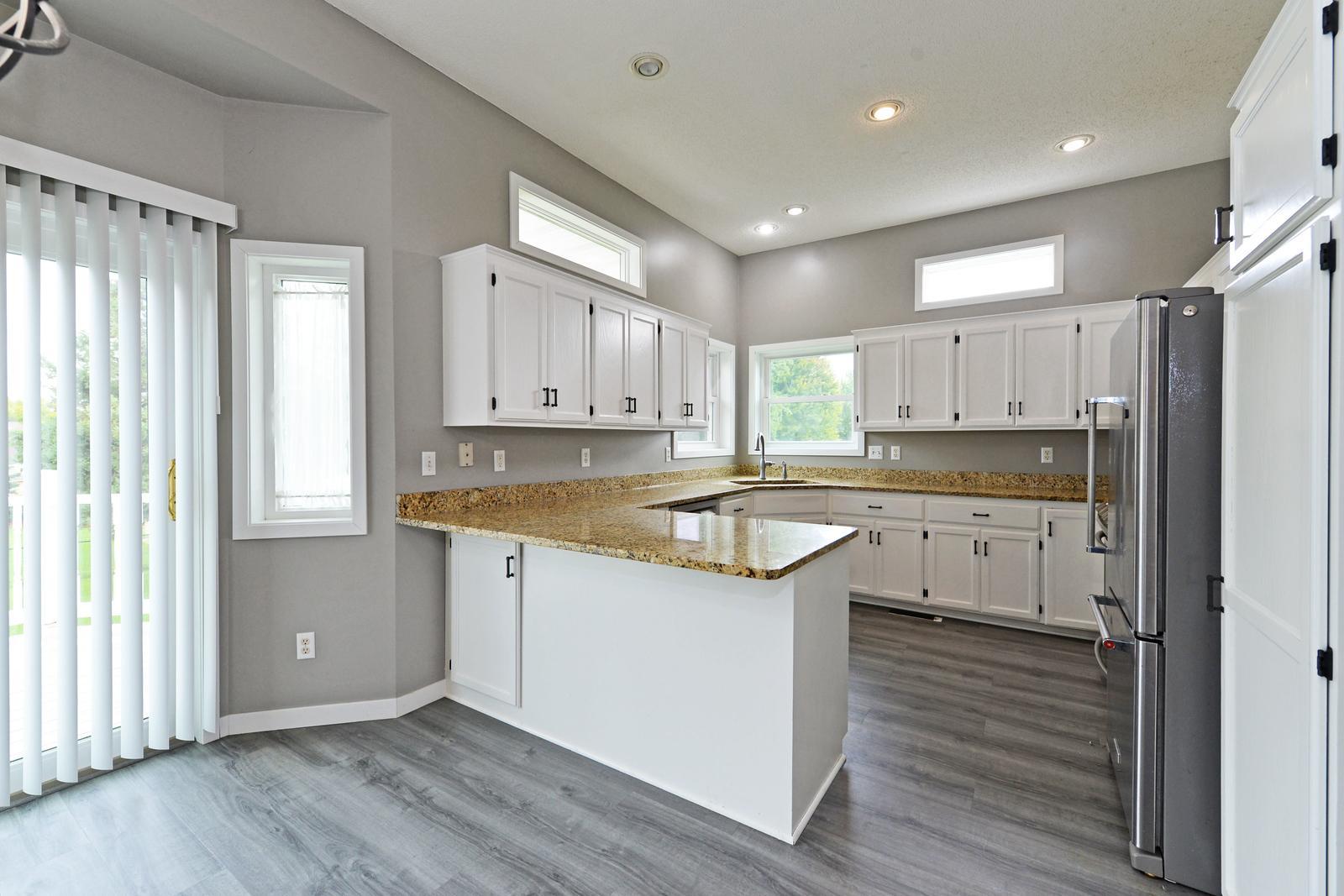 22740 Fawn Trail Property Photo 8