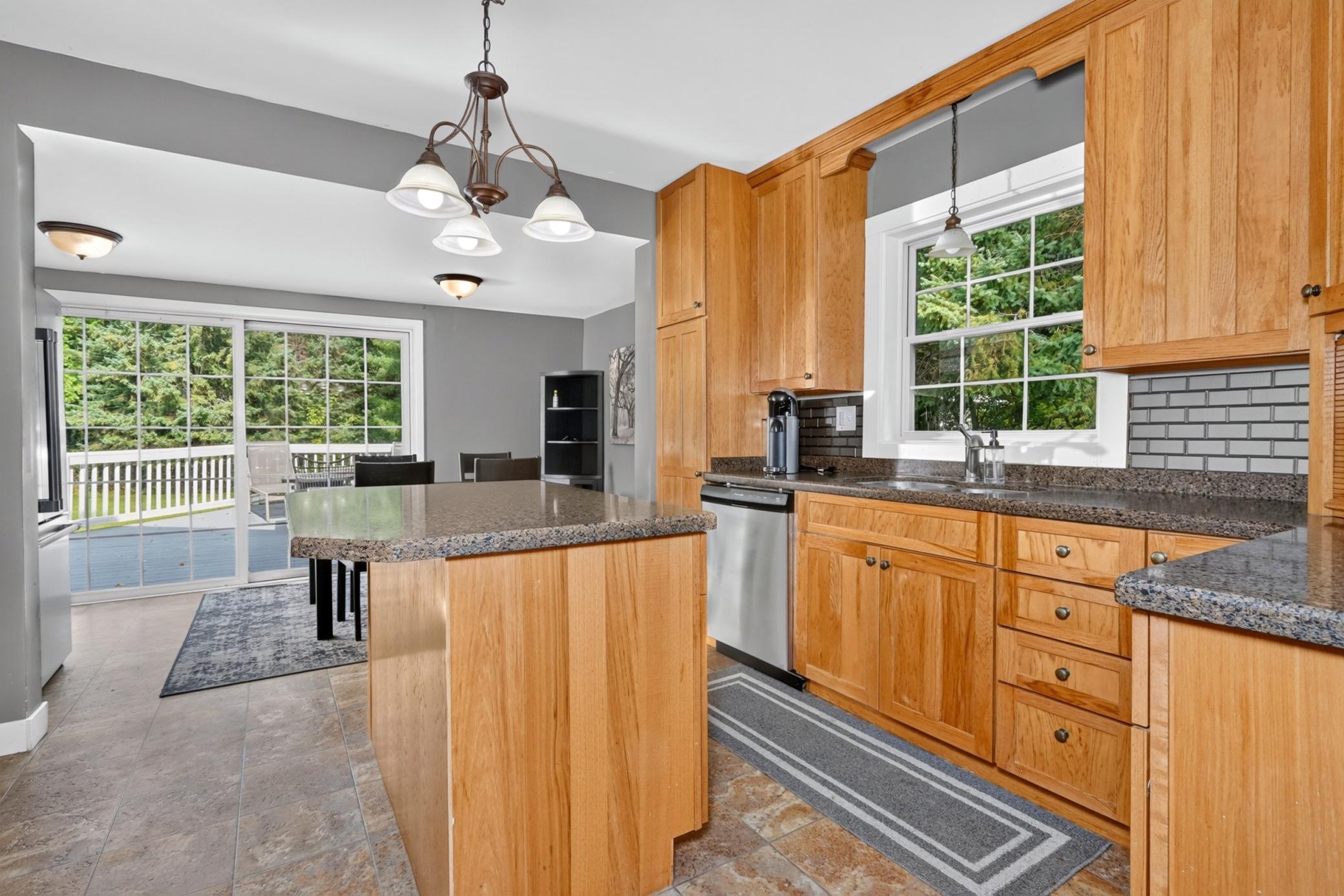 1029 Golf Course Road Property Photo 11