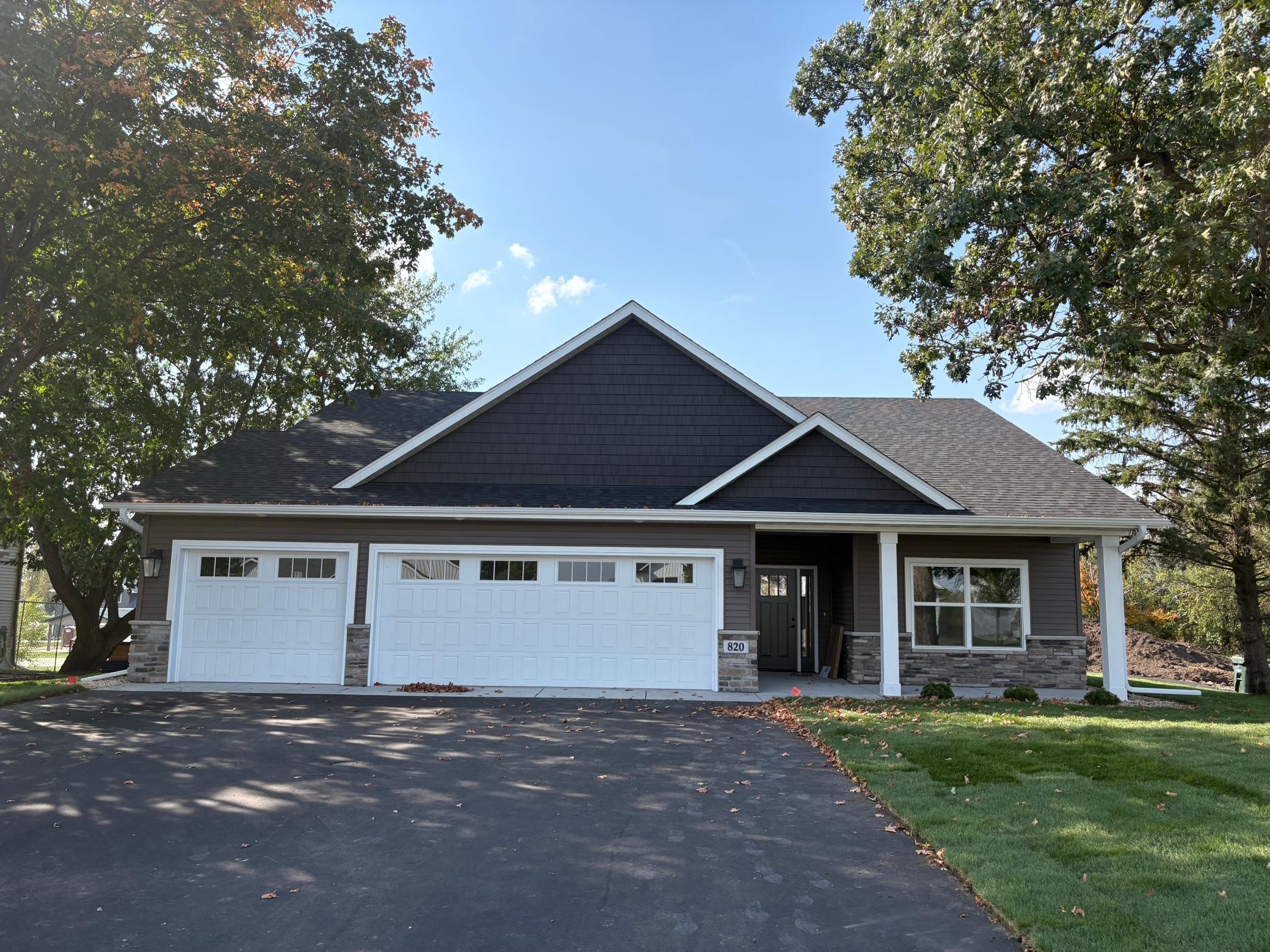 454 Marian Drive Property Photo 2