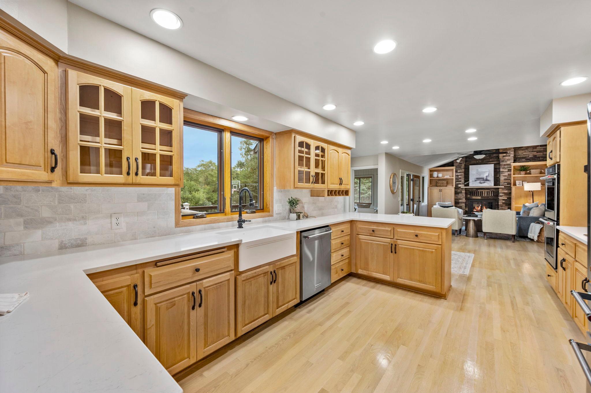 10065 170th Street W Property Photo 4