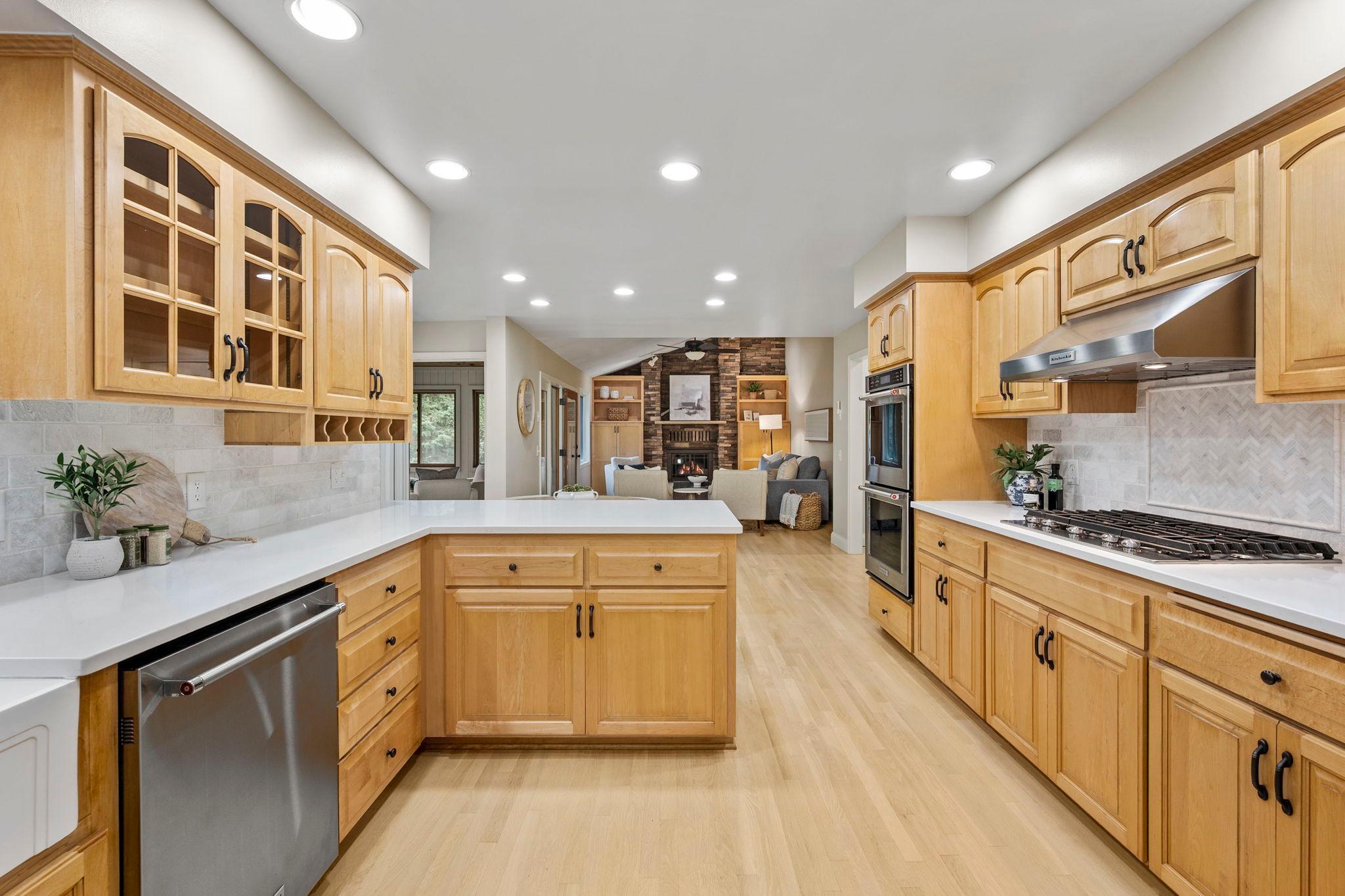 10065 170th Street W Property Photo 6
