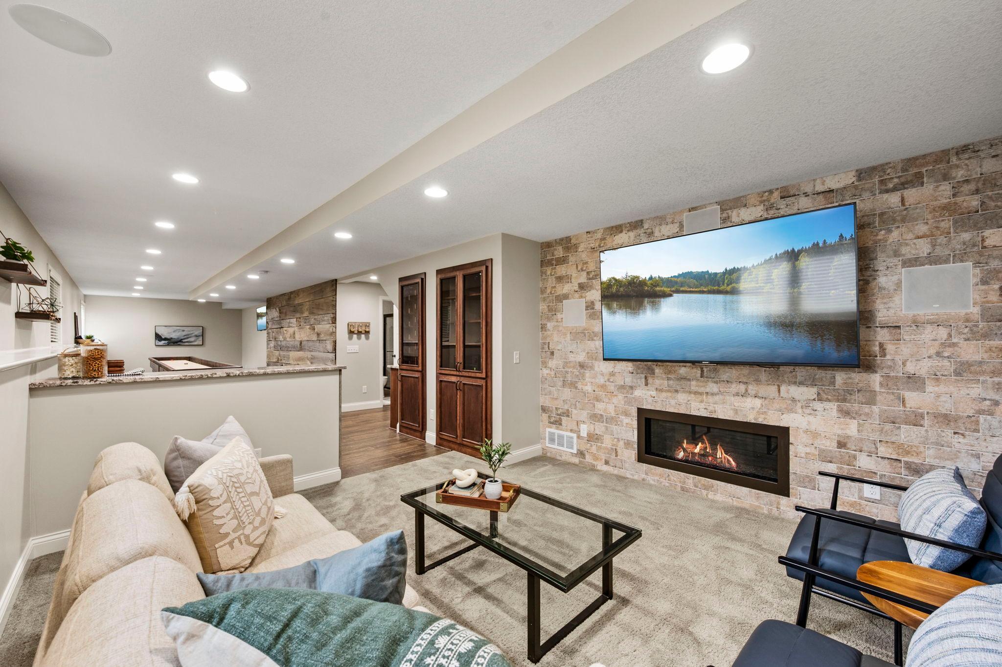 10065 170th Street W Property Photo 37