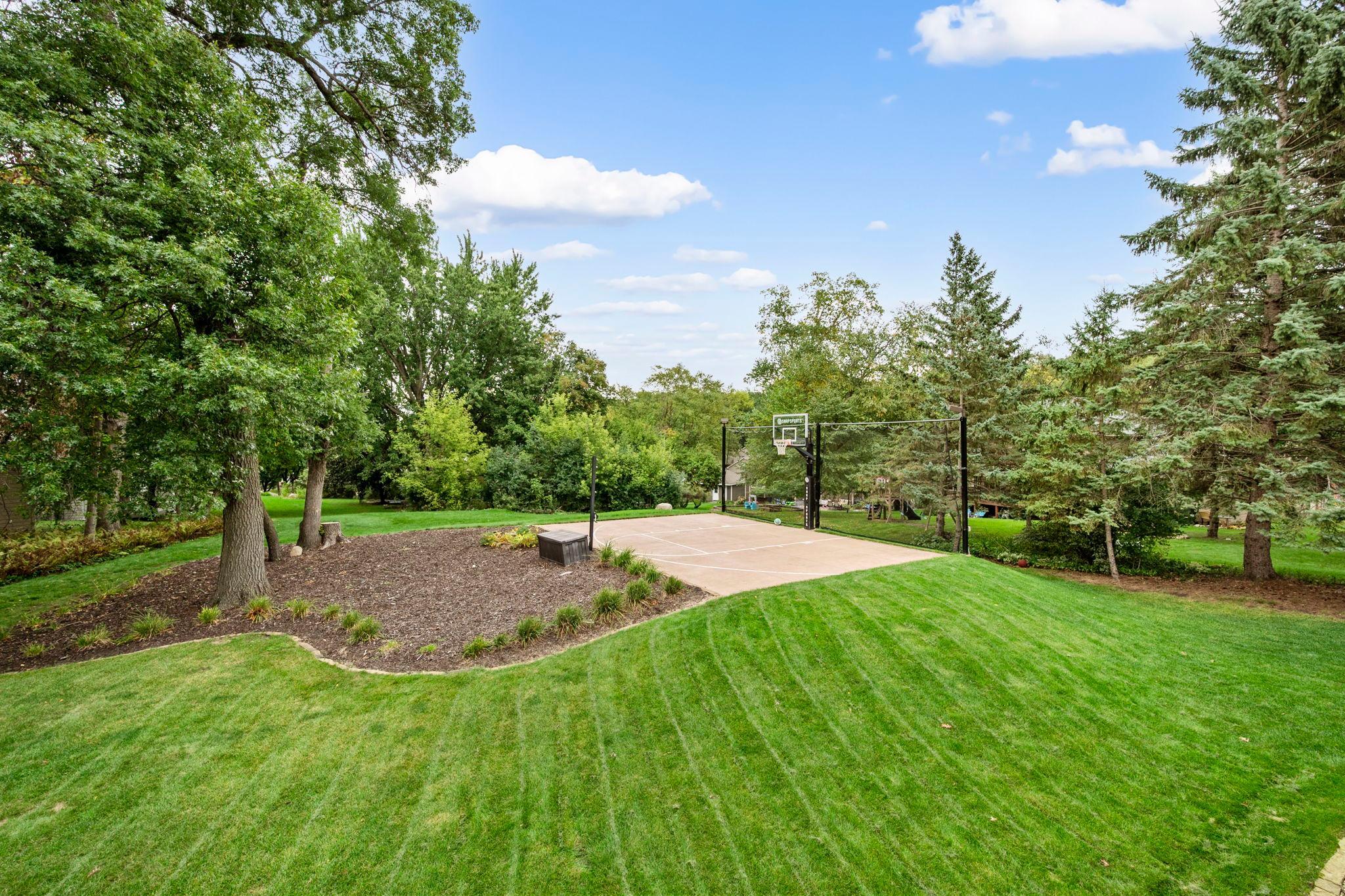 10065 170th Street W Property Photo 47