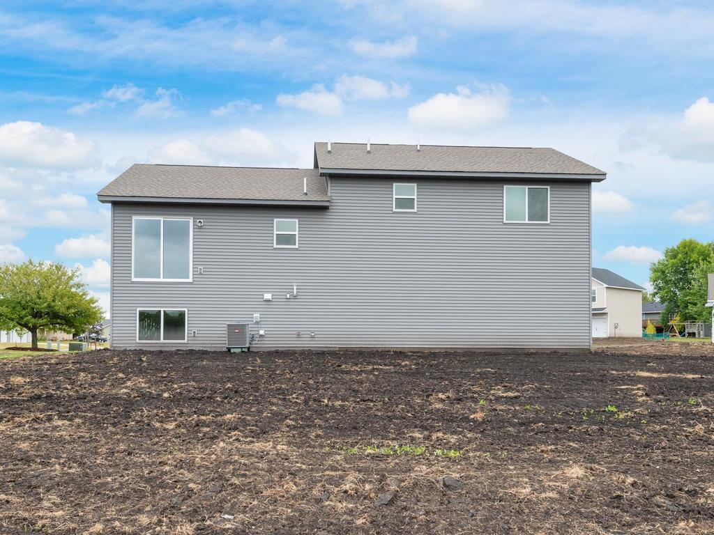 710 Erin Circle Property Photo 30