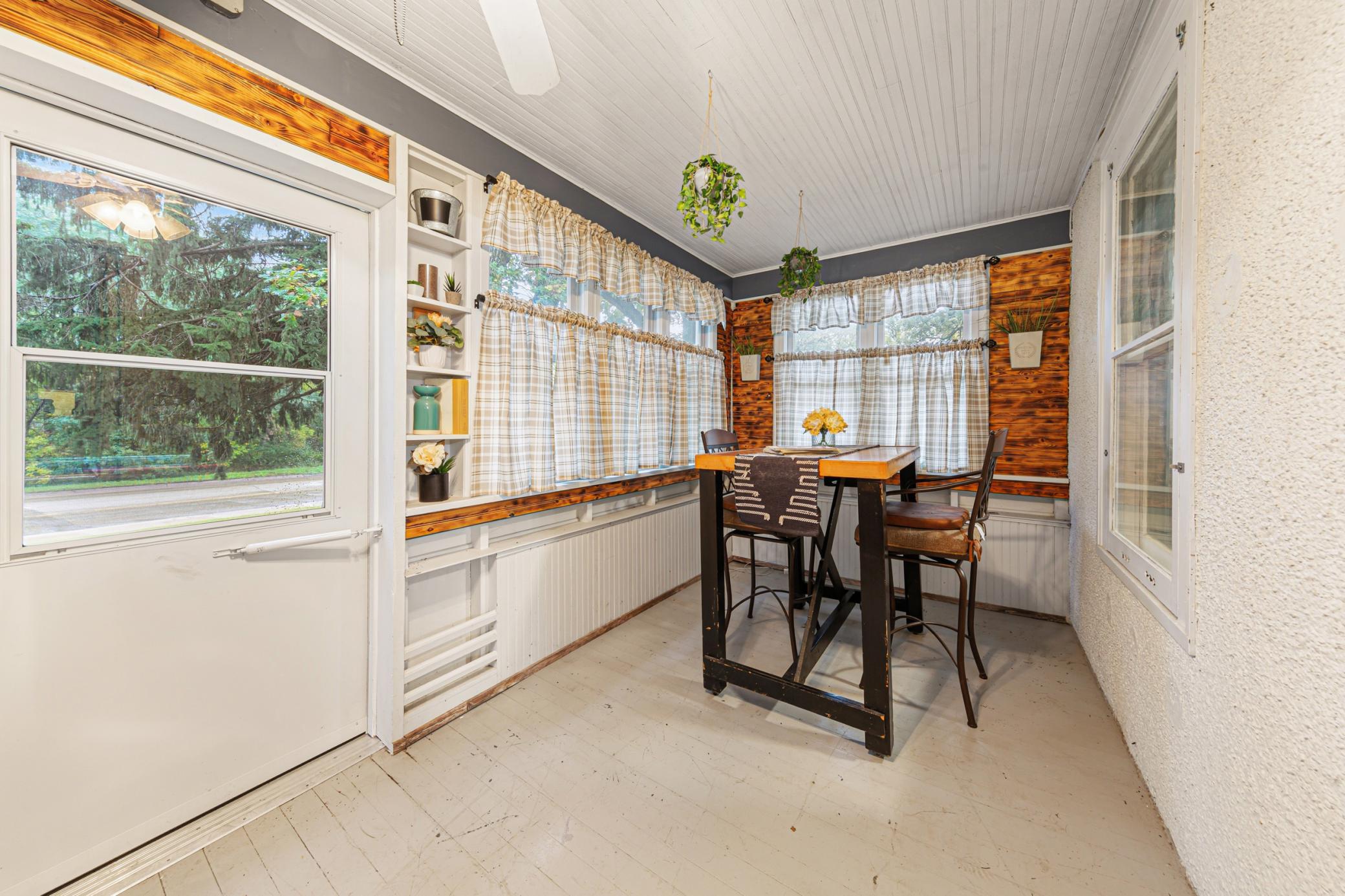 1030 Willow Street Property Photo 5