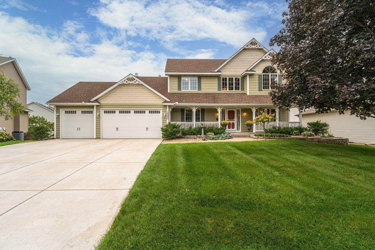 14042 Forest Lane Property Photo