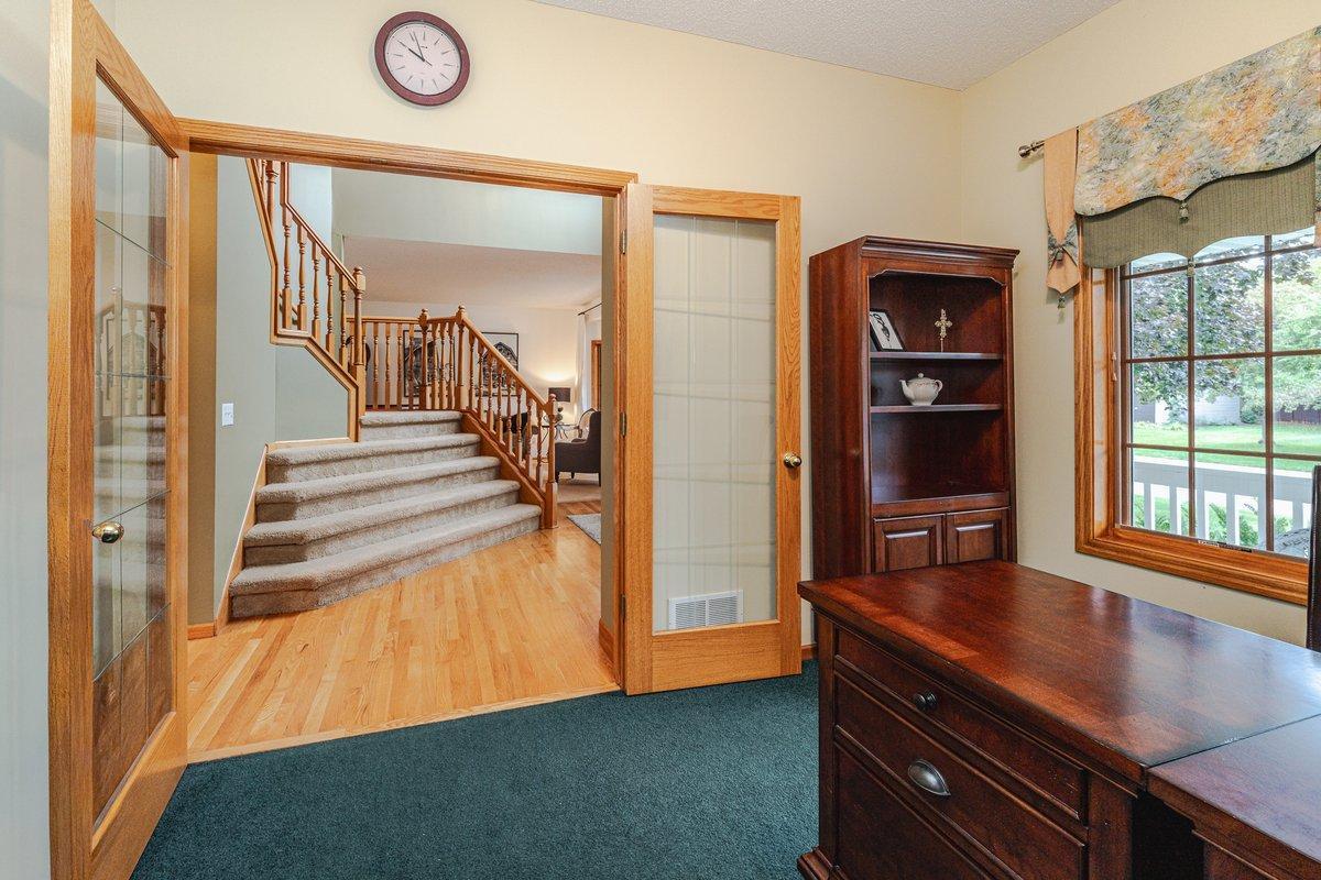 14042 Forest Lane Property Photo 9