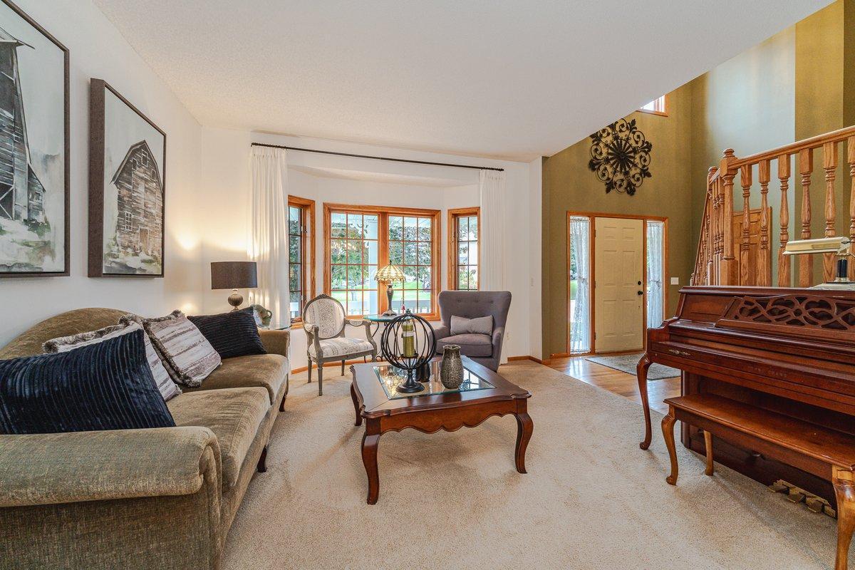14042 Forest Lane Property Photo 12