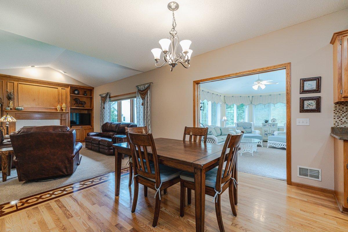 14042 Forest Lane Property Photo 22