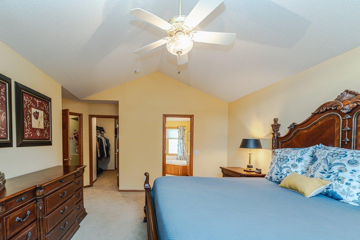 14042 Forest Lane Property Photo 47