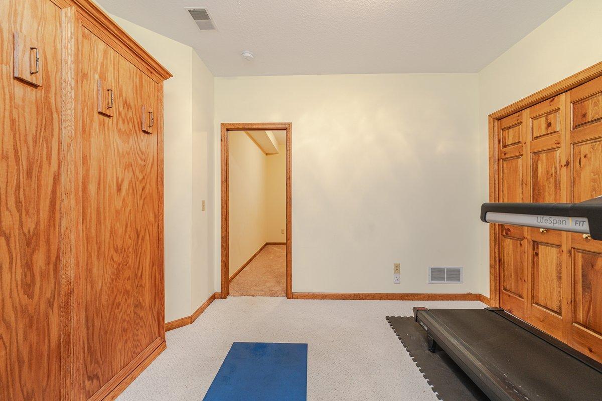 14042 Forest Lane Property Photo 54