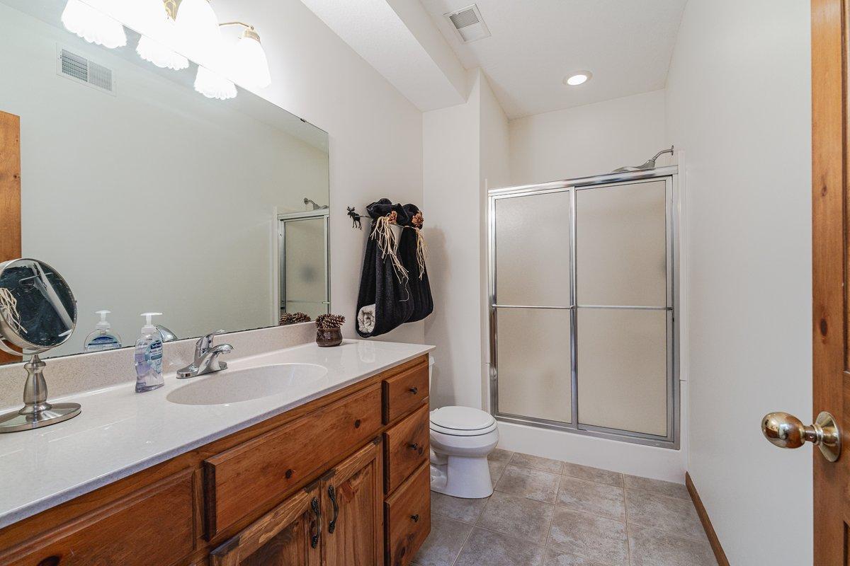 14042 Forest Lane Property Photo 55