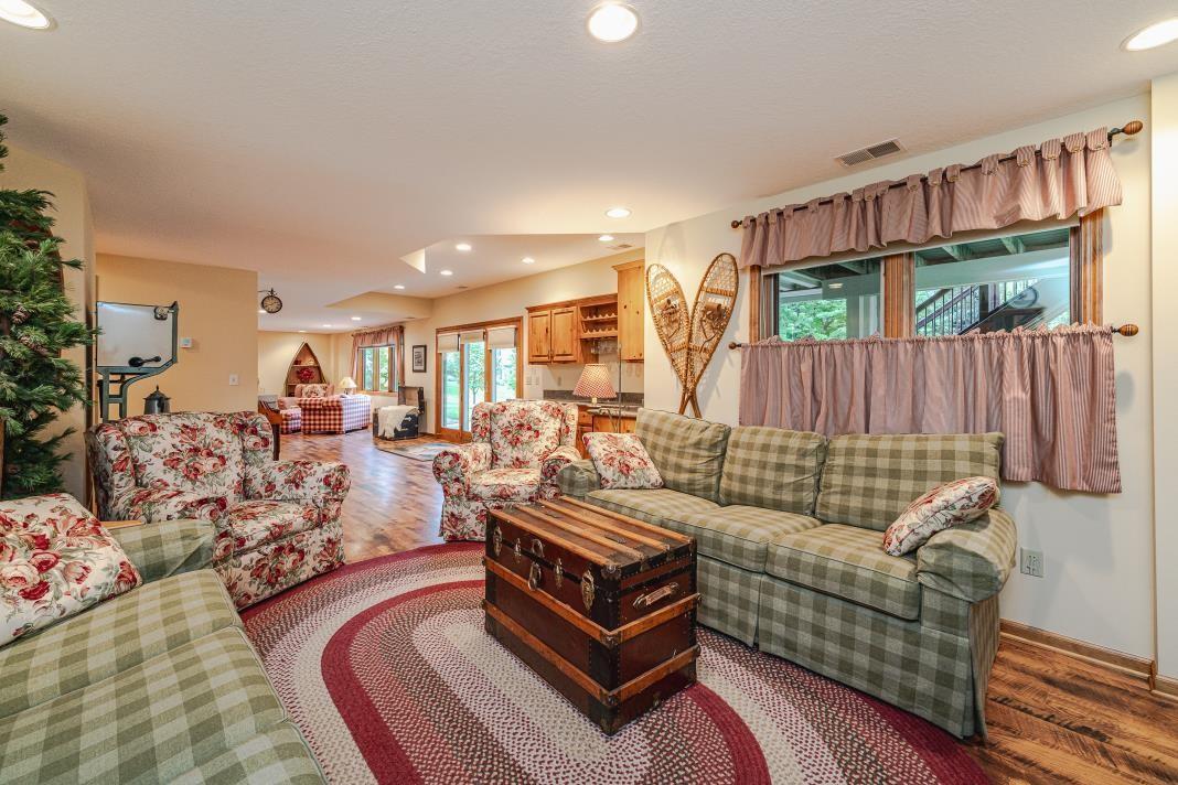 14042 Forest Lane Property Photo 62