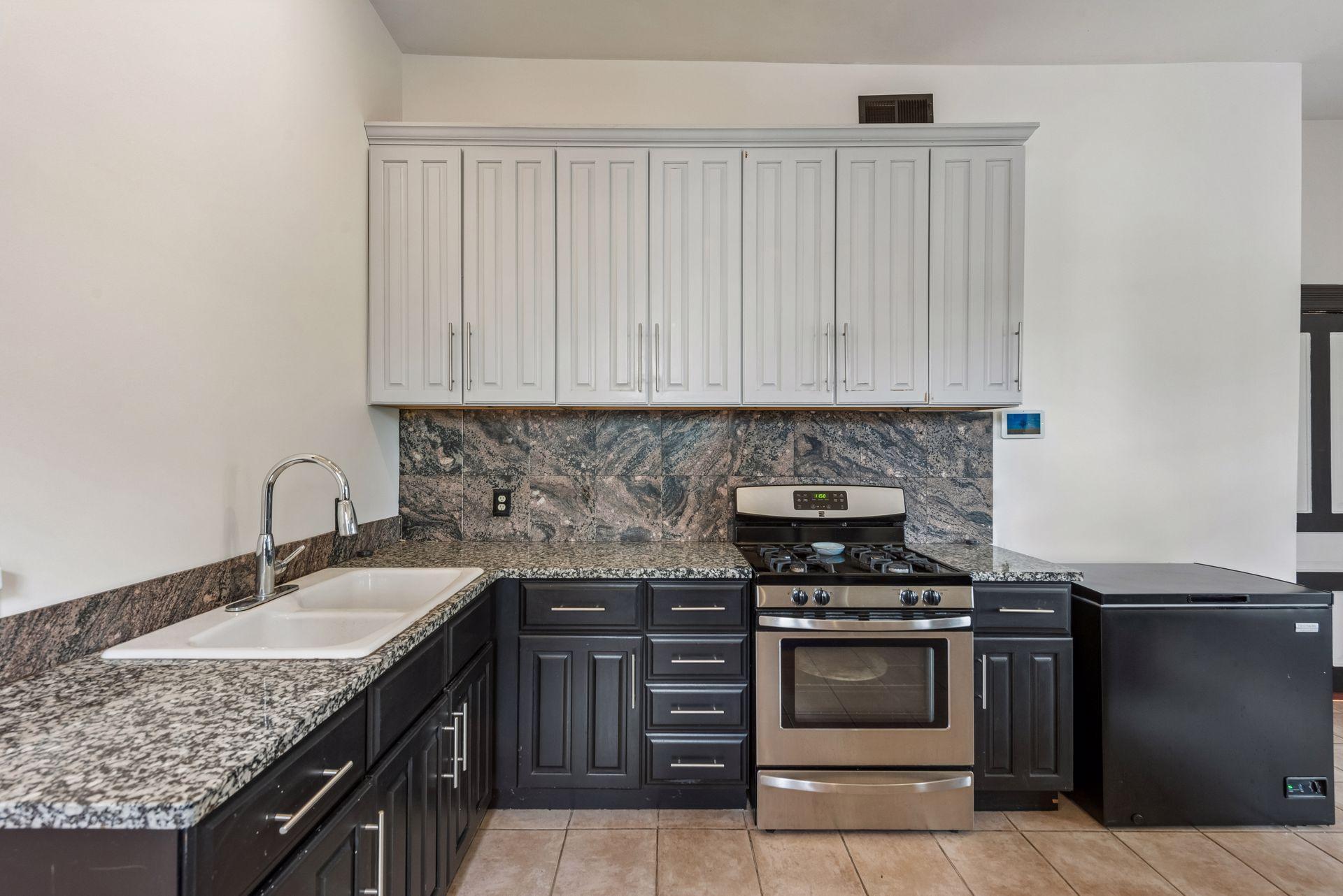 667 5th Street E Property Photo 18