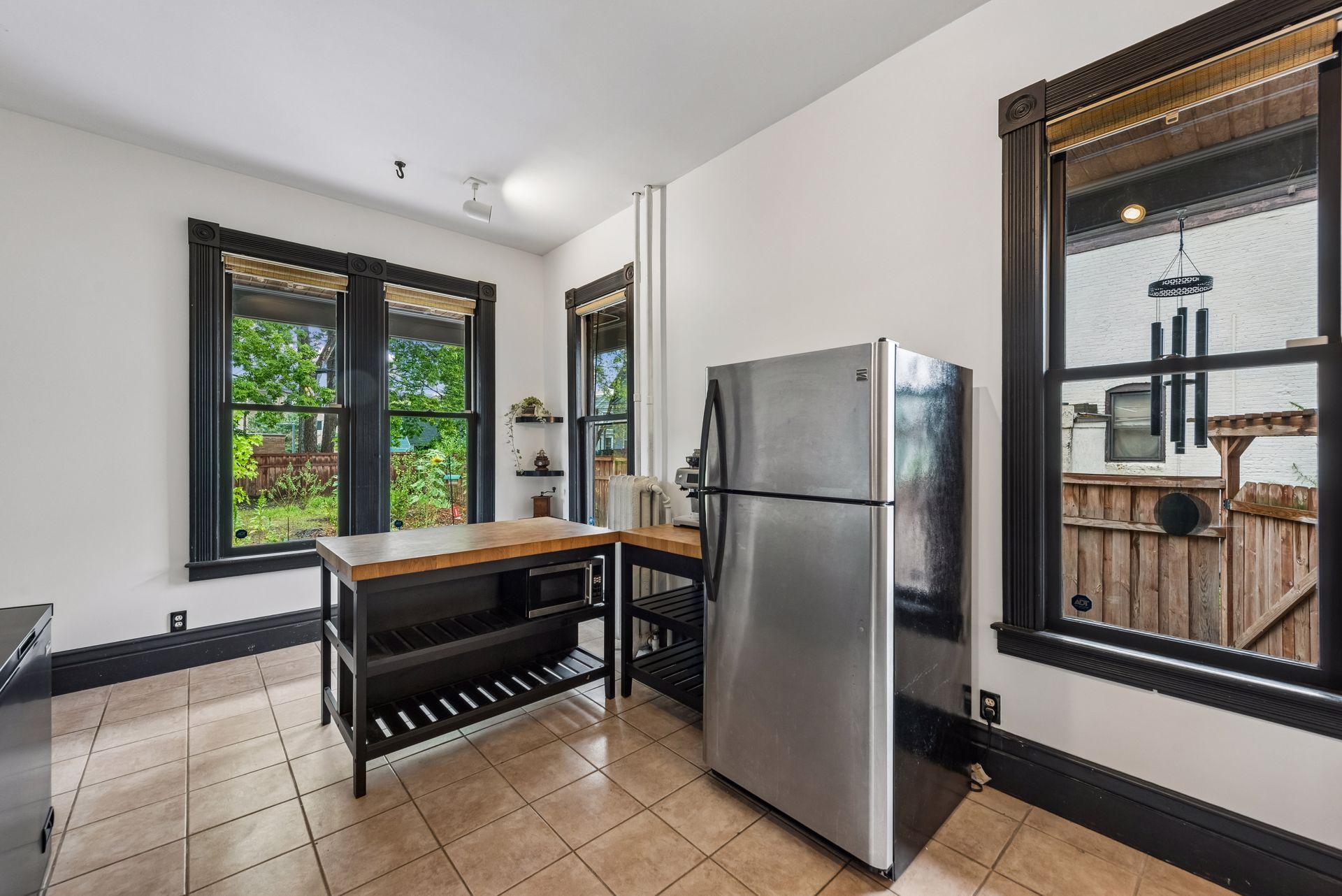 667 5th Street E Property Photo 20
