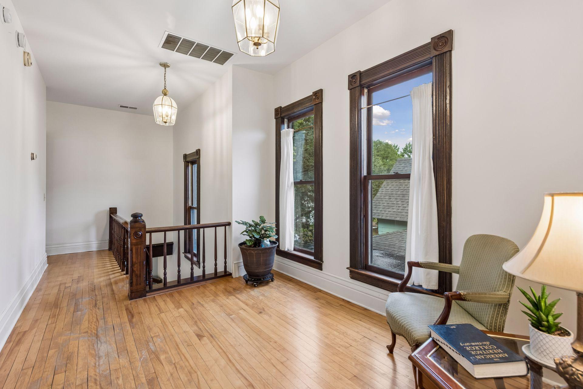 667 5th Street E Property Photo 25