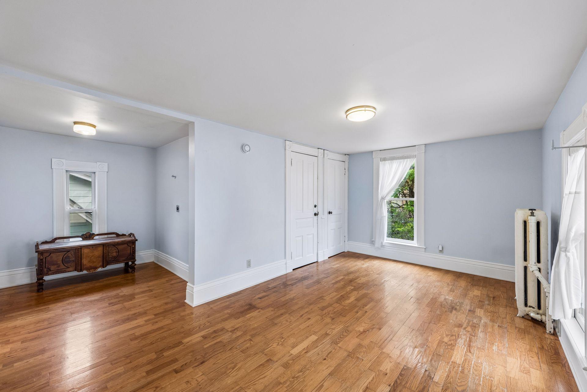 667 5th Street E Property Photo 32