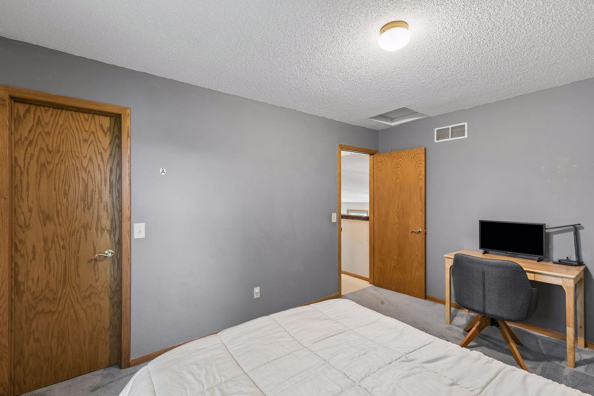 4482 Oak Pond Road Property Photo 24