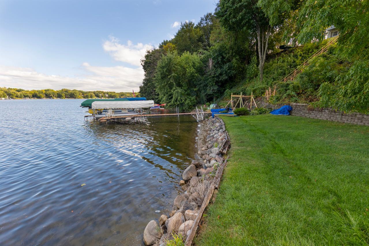 7339 Frontier Trail Property Photo 2