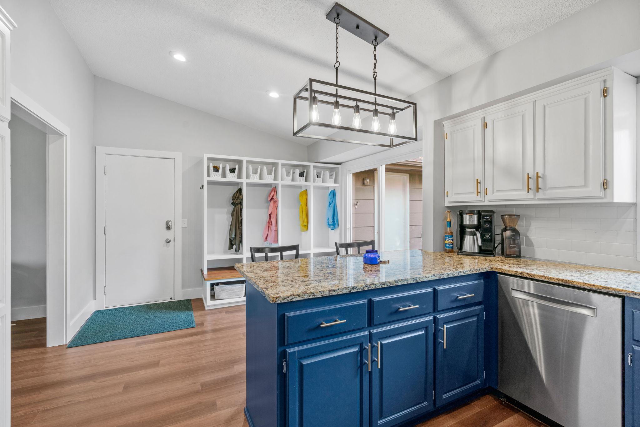 9150 Orchid Lane N Property Photo 13